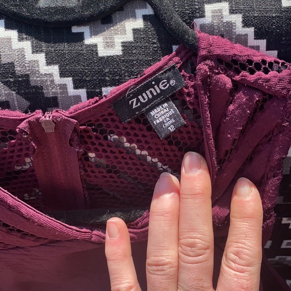 Child’s Dress - Picture 3 of 3